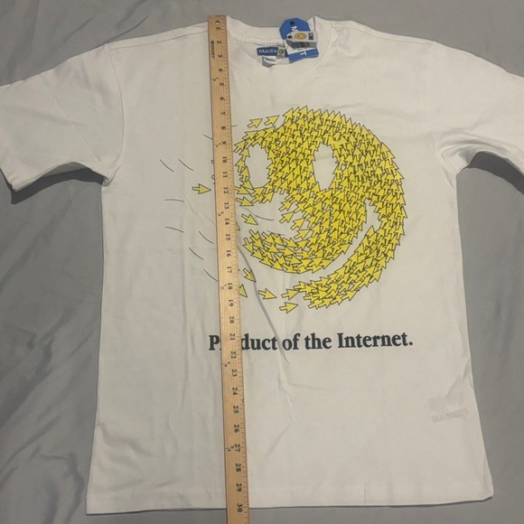 Chinatown Market Smiley Product of the Internet T-Shirt Medium - Picture 6 of 9